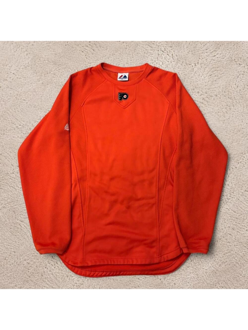 Beautiful vintage Majestic athletic Philadelphia Flyers crewneck